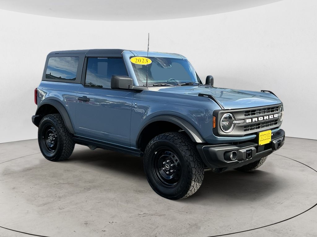 2023 Ford Bronco Black Diamond Advanced 2-Door 4WD