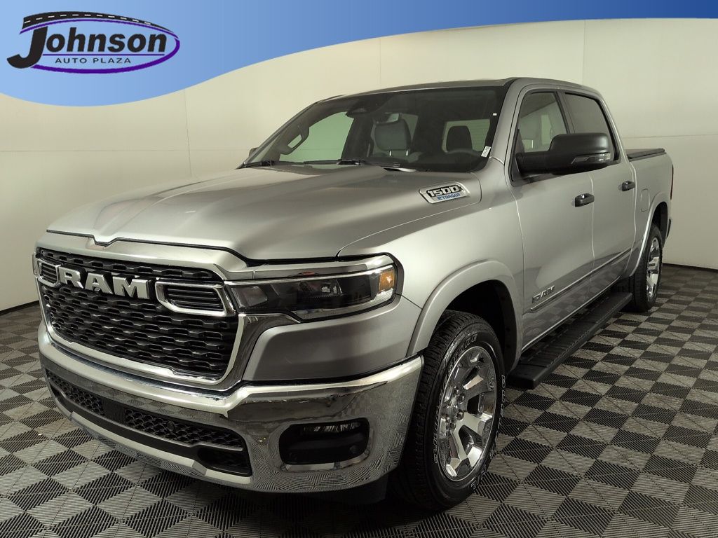 Billet Silver Metallic Clearcoat 2025 RAM 1500 Big Horn Crew Cab 4WD Pickup Truck Four-Wheel Drive 8-Speed Automatic