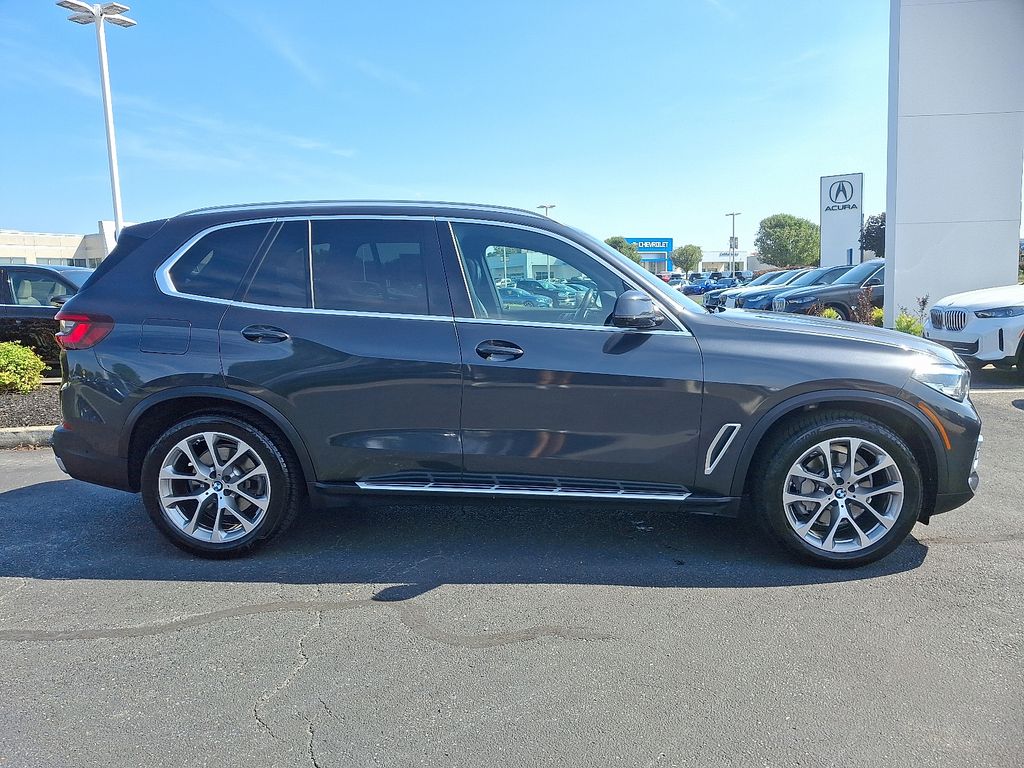 Thumbnail: 2022 BMW X5 - 7