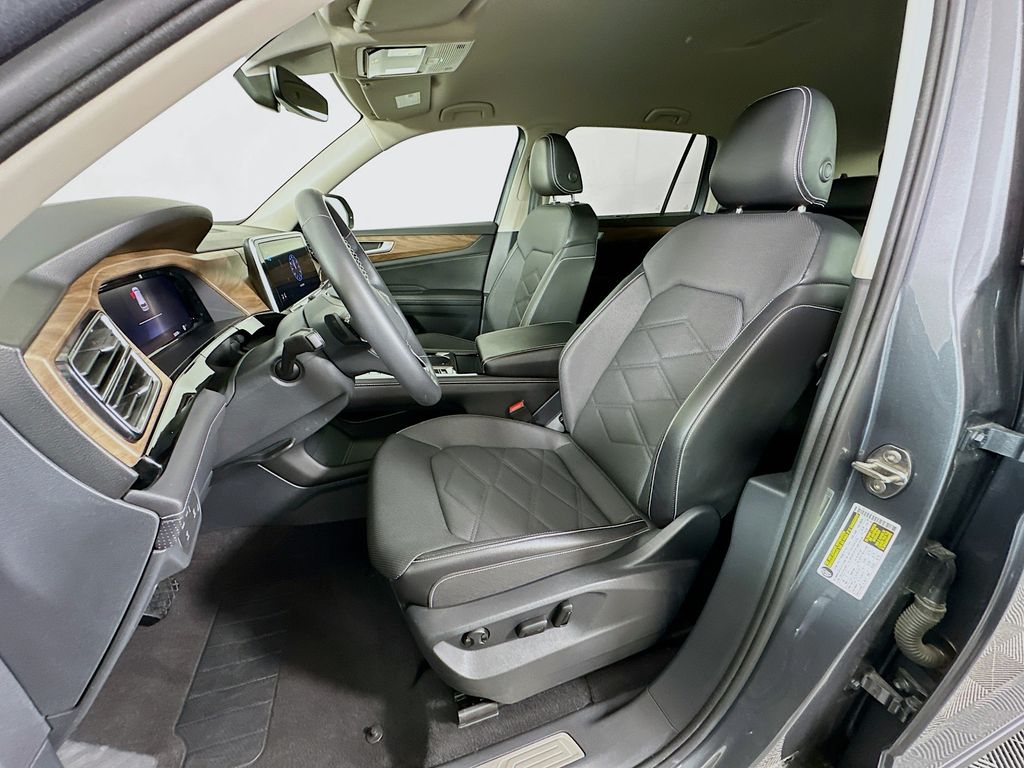 Thumbnail: 2024 Volkswagen Atlas - 20