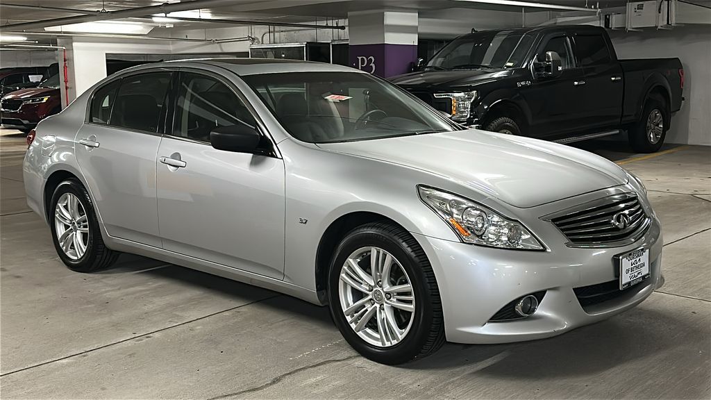 2015 INFINITI Q40 3.7 AWD