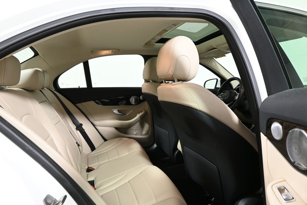 Thumbnail: 2020 Mercedes-Benz C-Class - 25