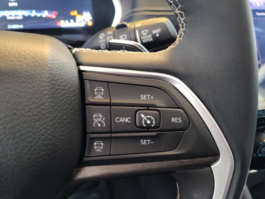 Used Car 2023 Jeep Grand Cherokee  Limited For Sale In Austin, Texas