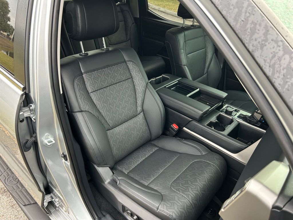 Thumbnail: 2024 Toyota Tundra - 14