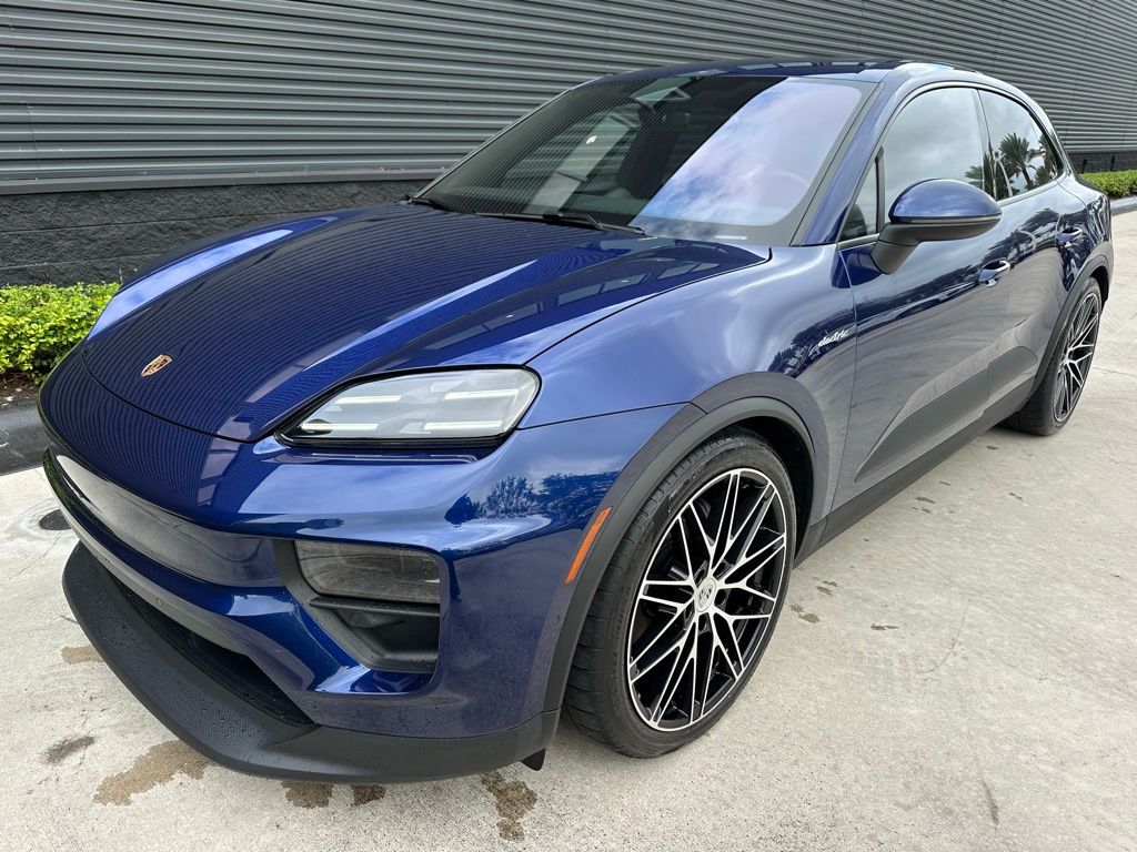 Thumbnail: 2025 Porsche Macan - 7