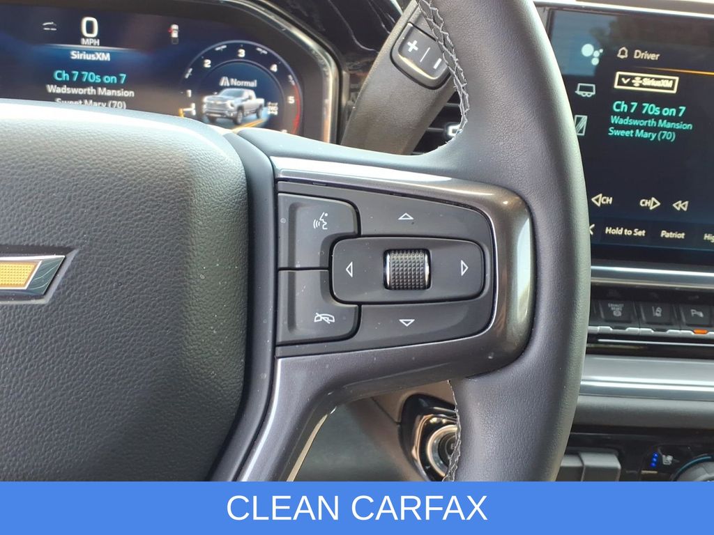 Used 2024 Black Chevrolet High Country image 13