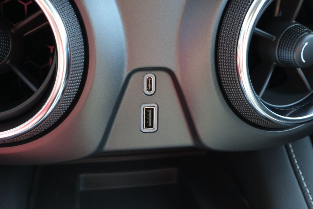 Thumbnail: 2025 Chevrolet Blazer - 28