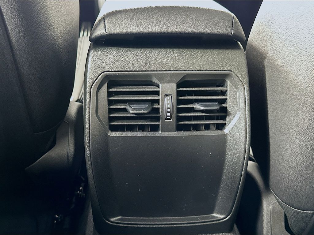 Thumbnail: 2026 BMW 2 Series - 18