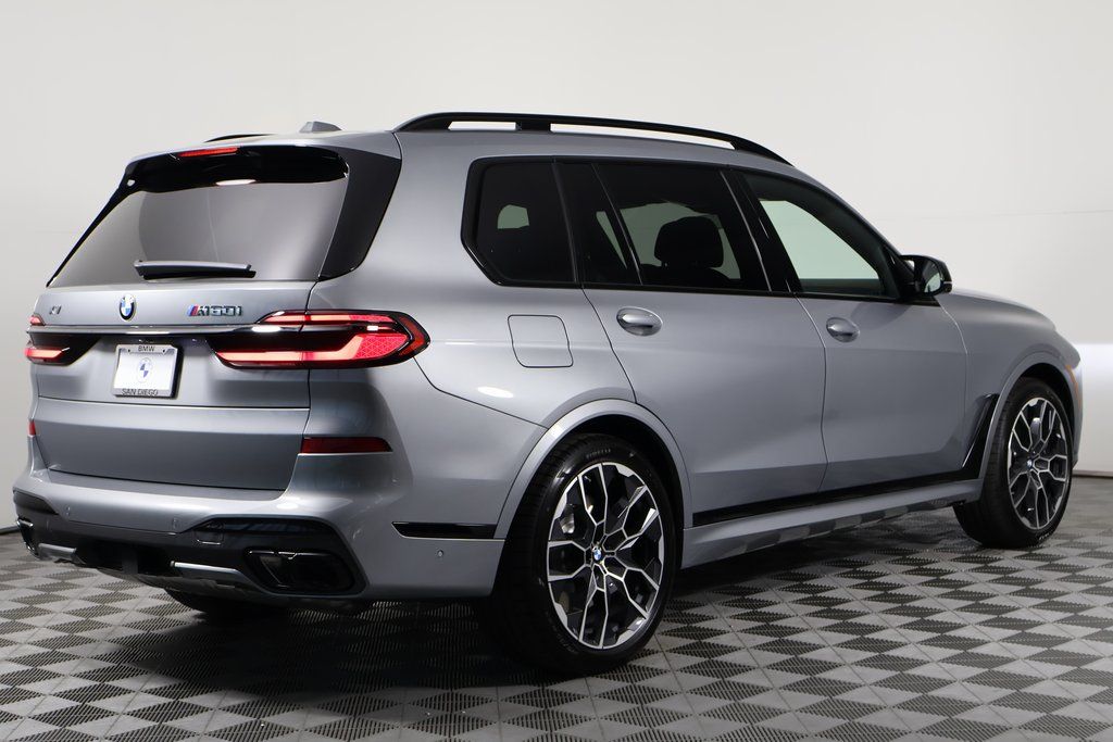 Thumbnail: 2026 BMW X7 - 2