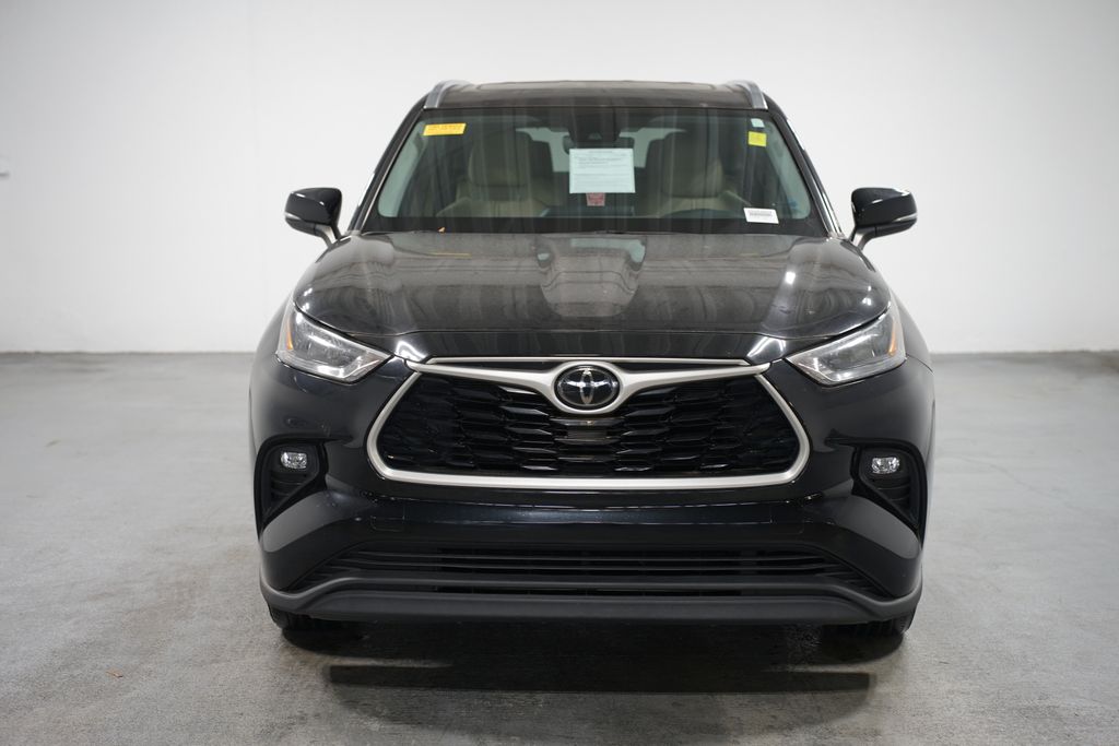 2020 Toyota Highlander XLE 2