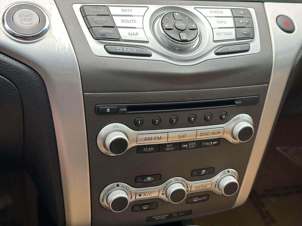 Thumbnail: 2011 Nissan Murano - 11