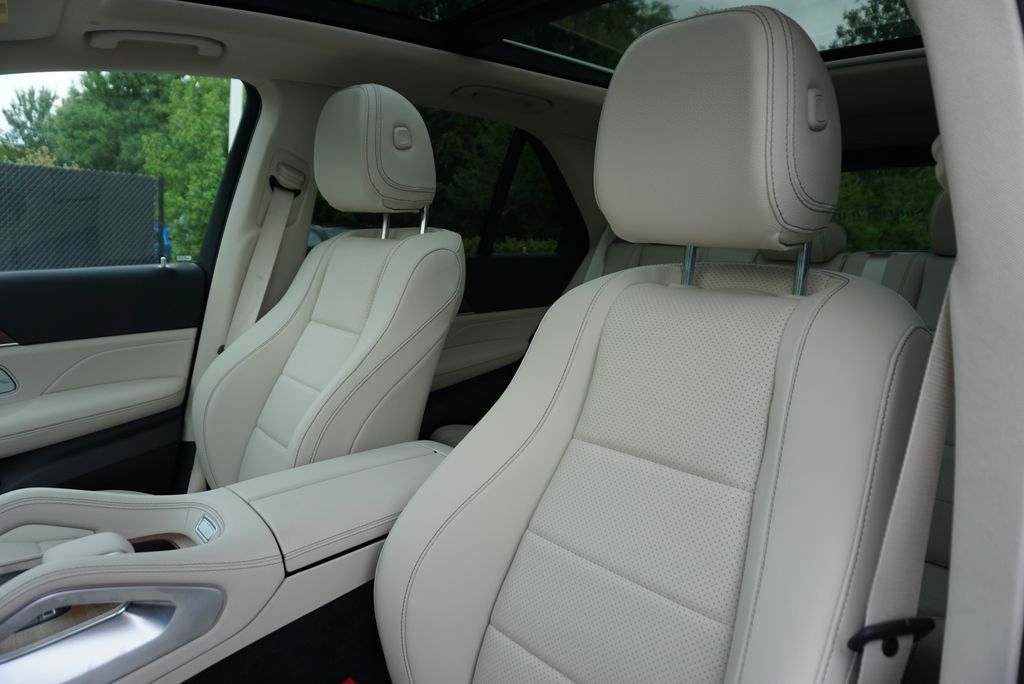 Thumbnail: 2025 Mercedes-Benz GLE - 11