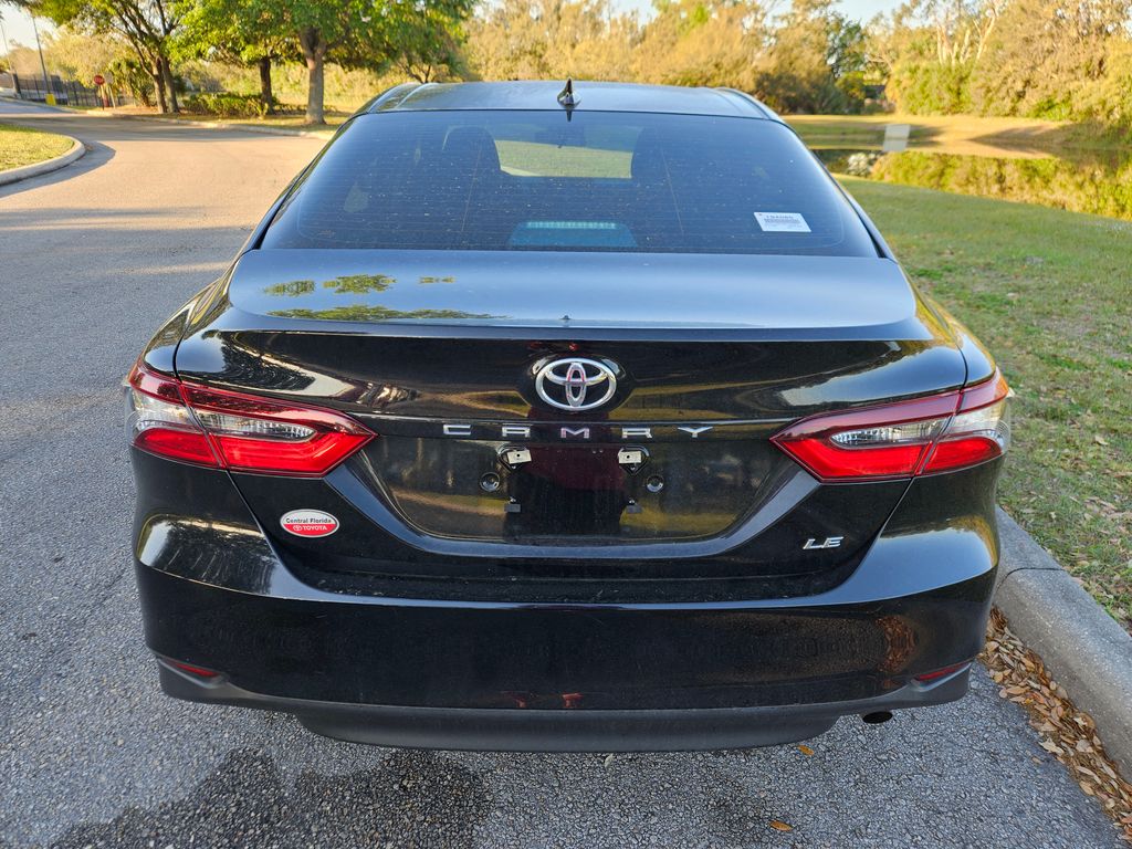 2024 Toyota Camry LE 4