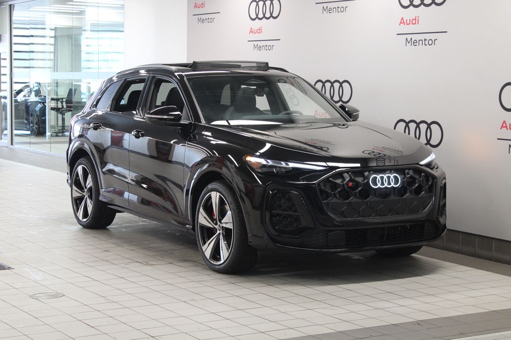 Thumbnail: 2026 Audi SQ5 - 8