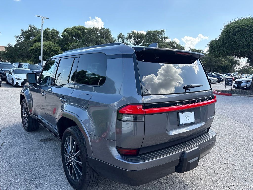 Thumbnail: 2025 Lexus GX - 3