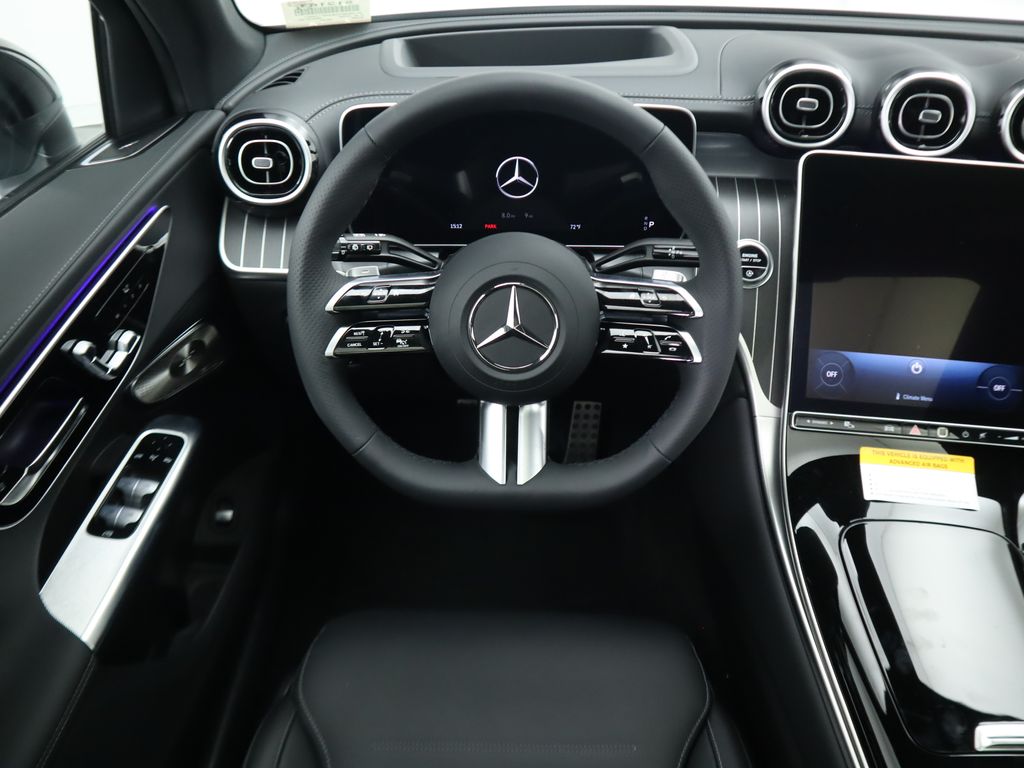 2024 Mercedes-Benz GLC 300 11
