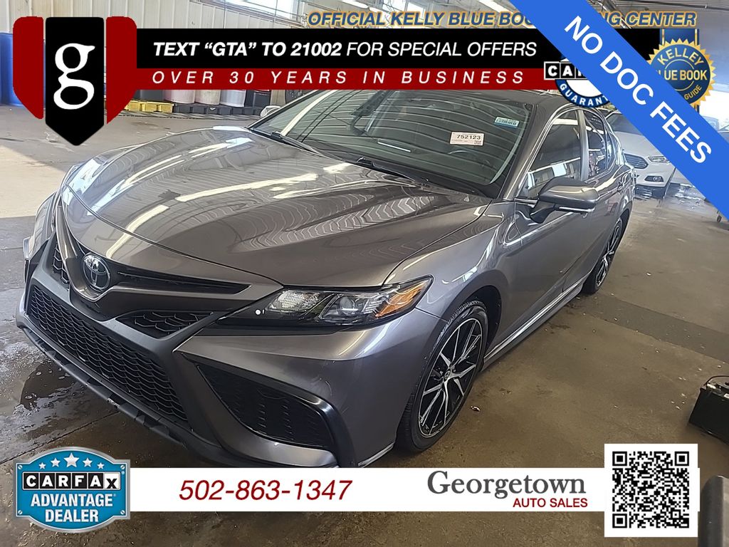 2023 Toyota Camry SE