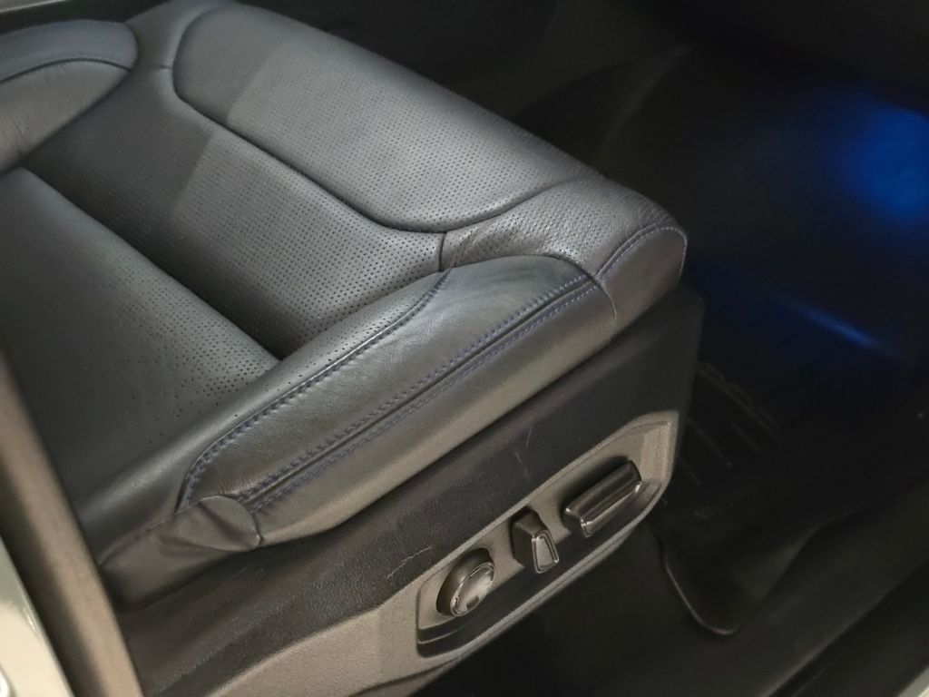 Used 2024  Toyota Platinum image 29