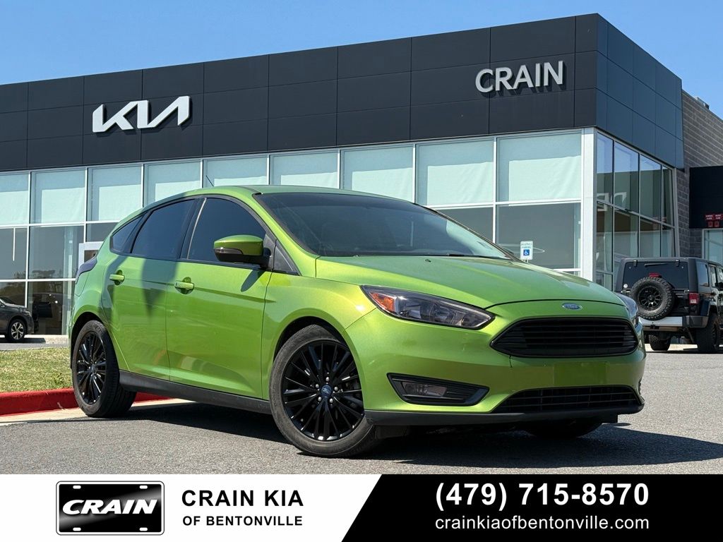 2018 Ford Focus Titanium Hatchback