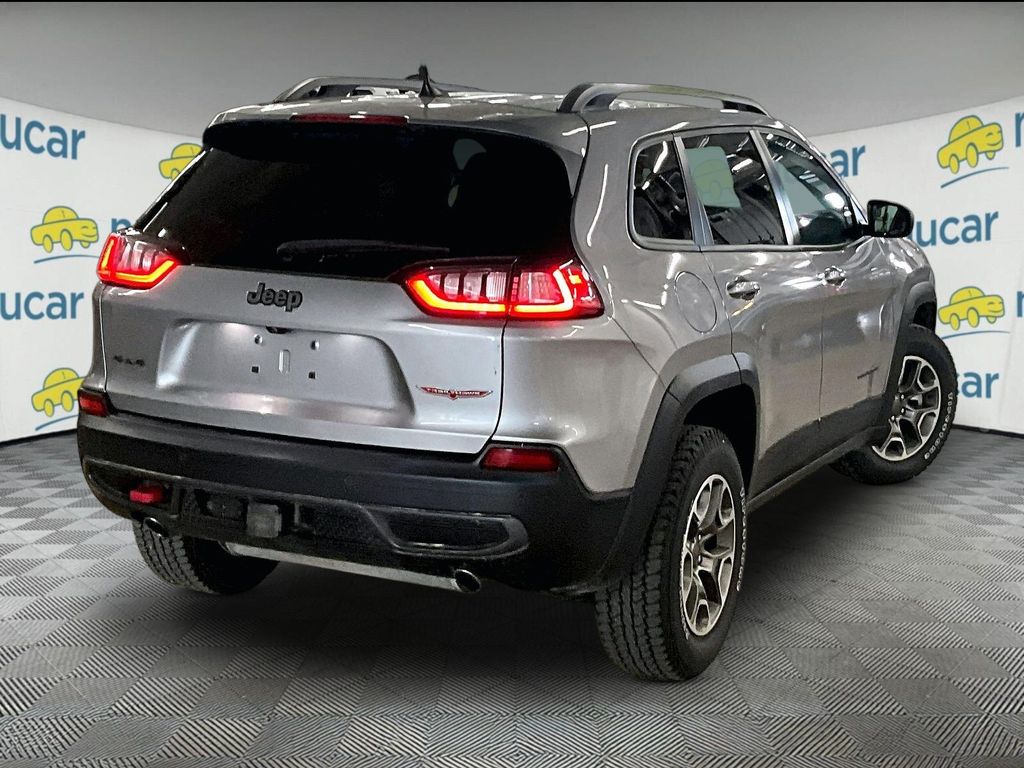 2021 Jeep Cherokee — photo 6