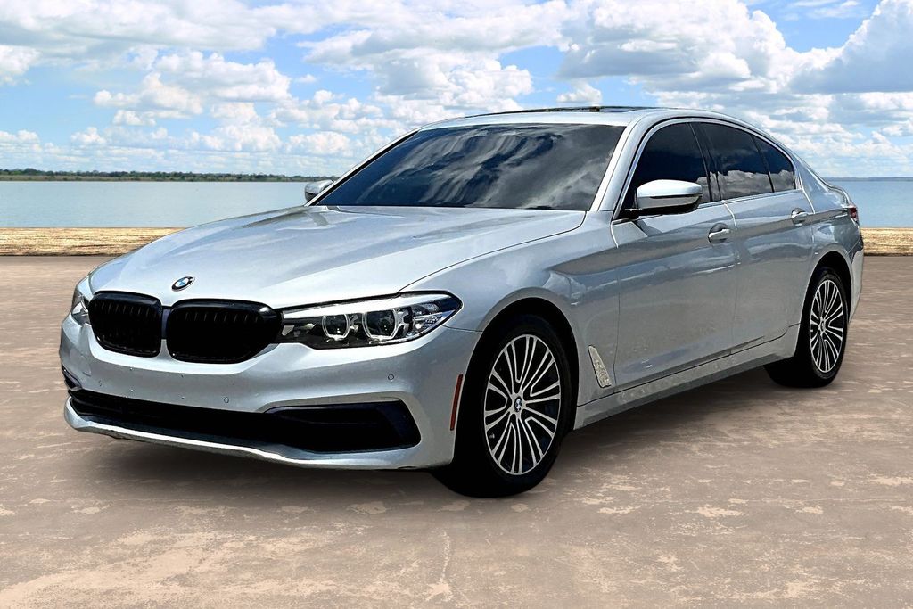 Glacier Silver Metallic 2019 BMW 5 Series Sedan All-Wheel Drive 8-Speed Automatic