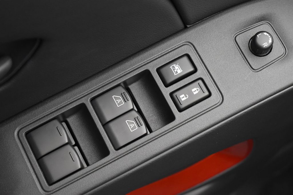 Thumbnail: 2026 Nissan Frontier - 15