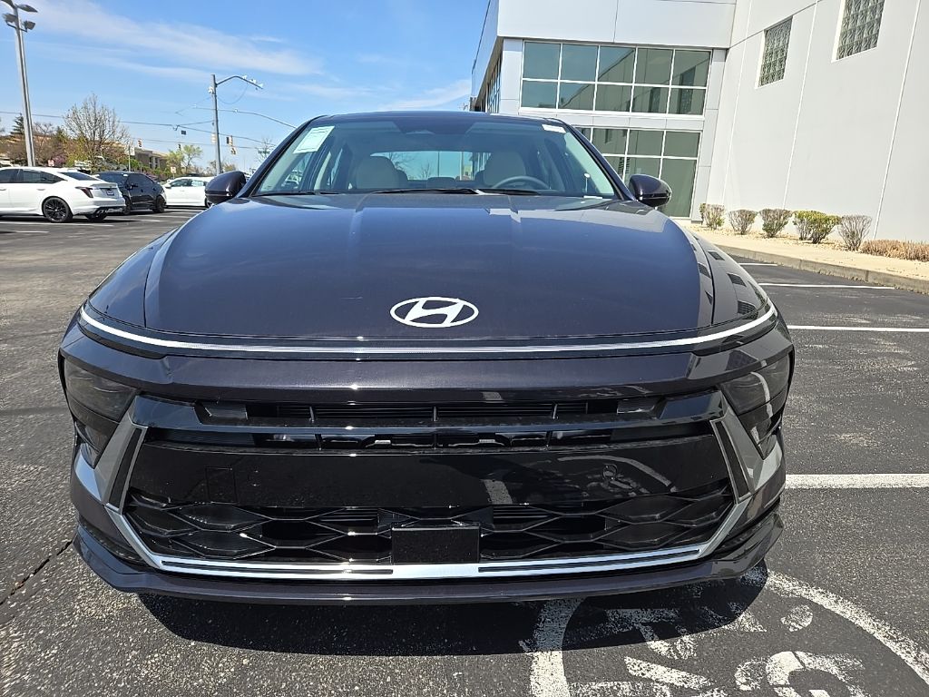 2025 Hyundai Sonata SEL 3