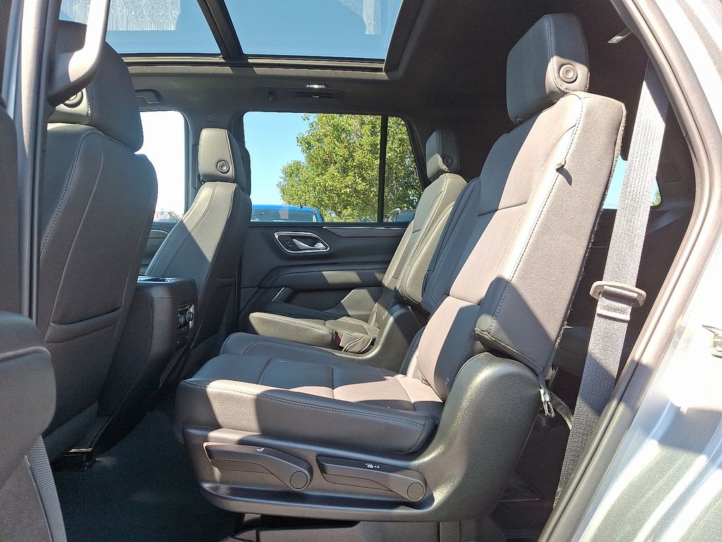 Thumbnail: 2023 Chevrolet Tahoe - 11