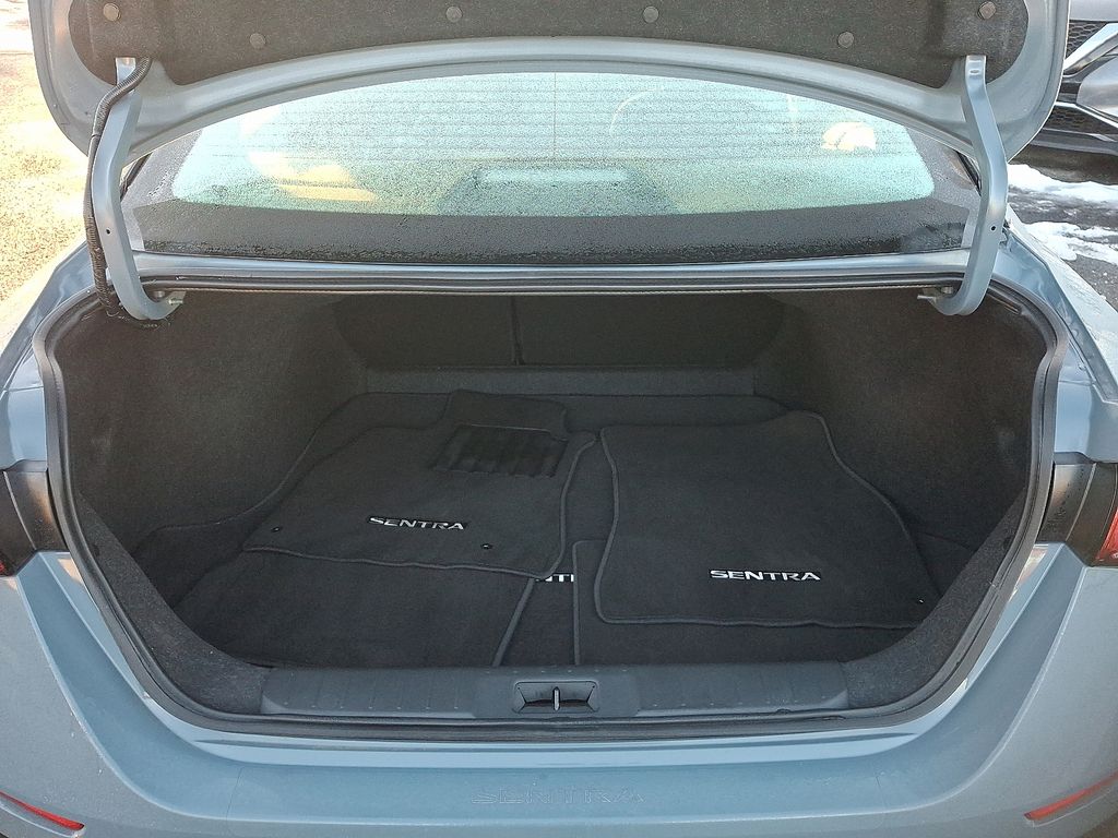 Thumbnail: 2025 Nissan Sentra - 29