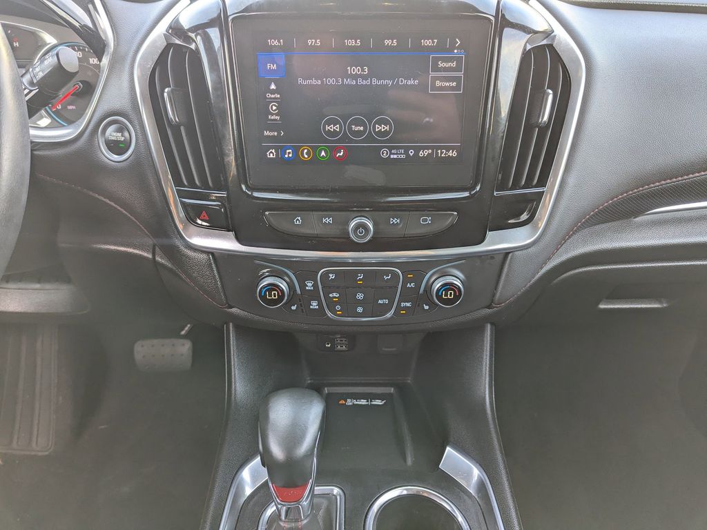 used 2022 Chevrolet Traverse car, priced at $29,593