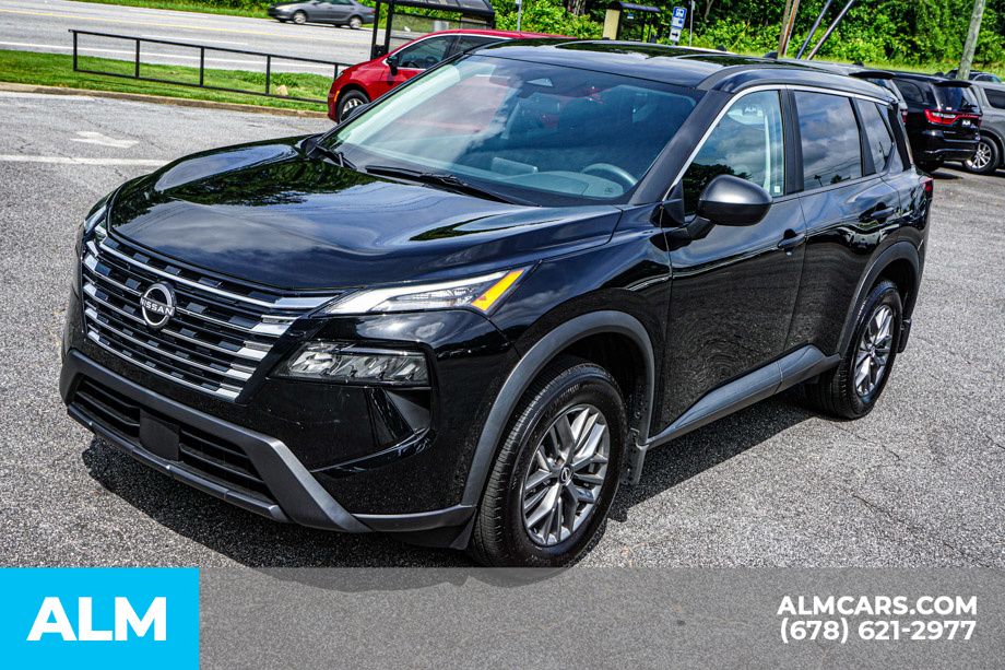 2025 Nissan Rogue S - Photo 15