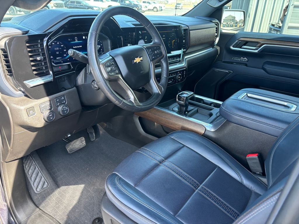 Used Car 2022 Chevrolet Silverado 1500  High Country For Sale Under $50,000 In Austin, Texas