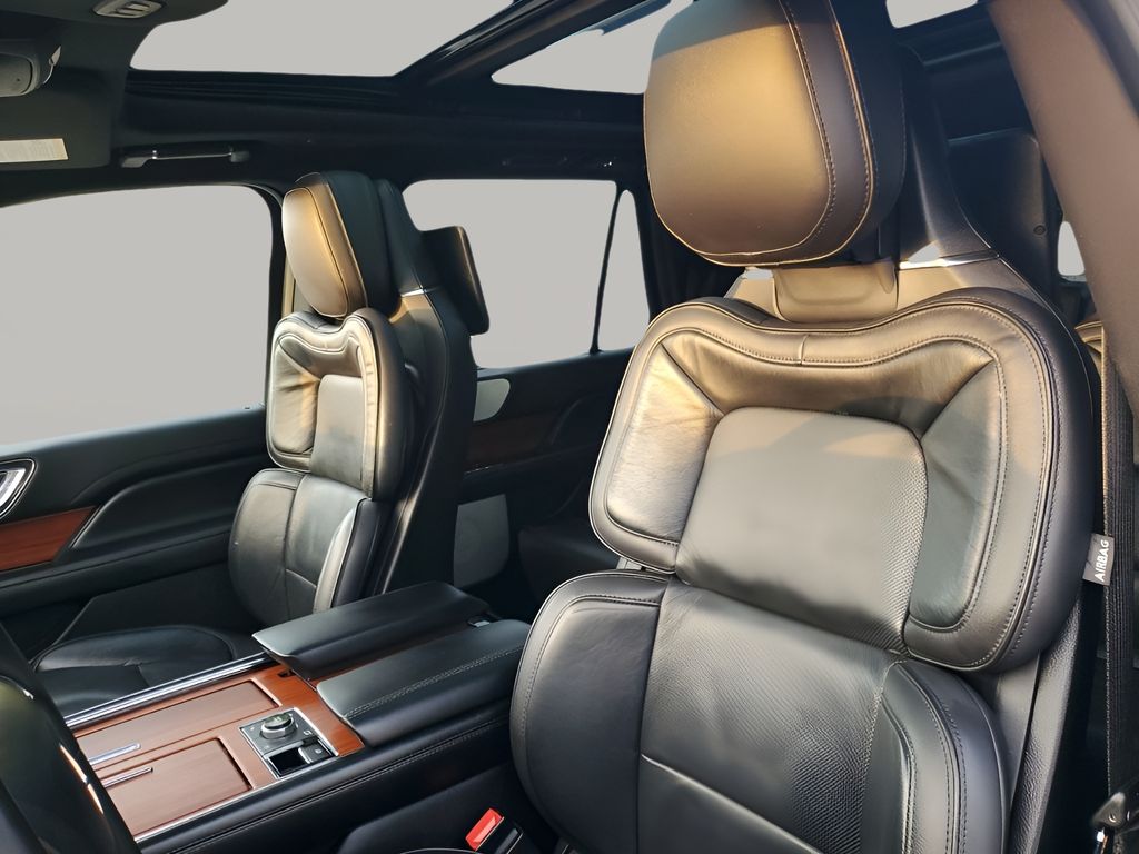 Used Car 2018 Lincoln Navigator L  Reserve For Sale Under $40,000 In Austin, Texas
