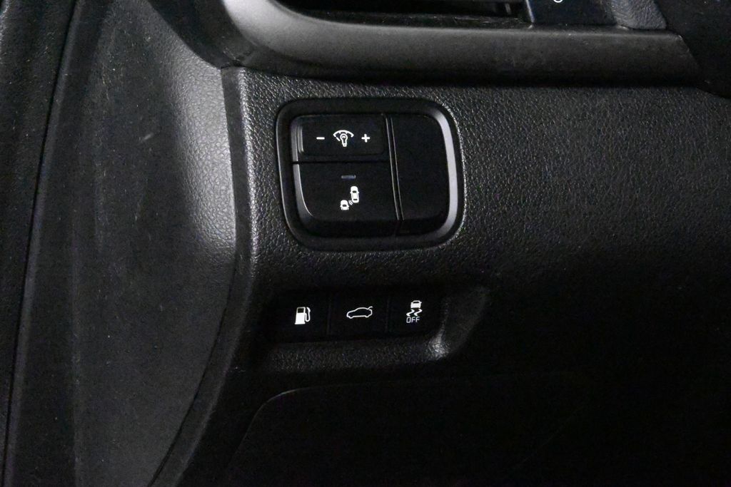 Thumbnail: 2018 Kia Optima - 27