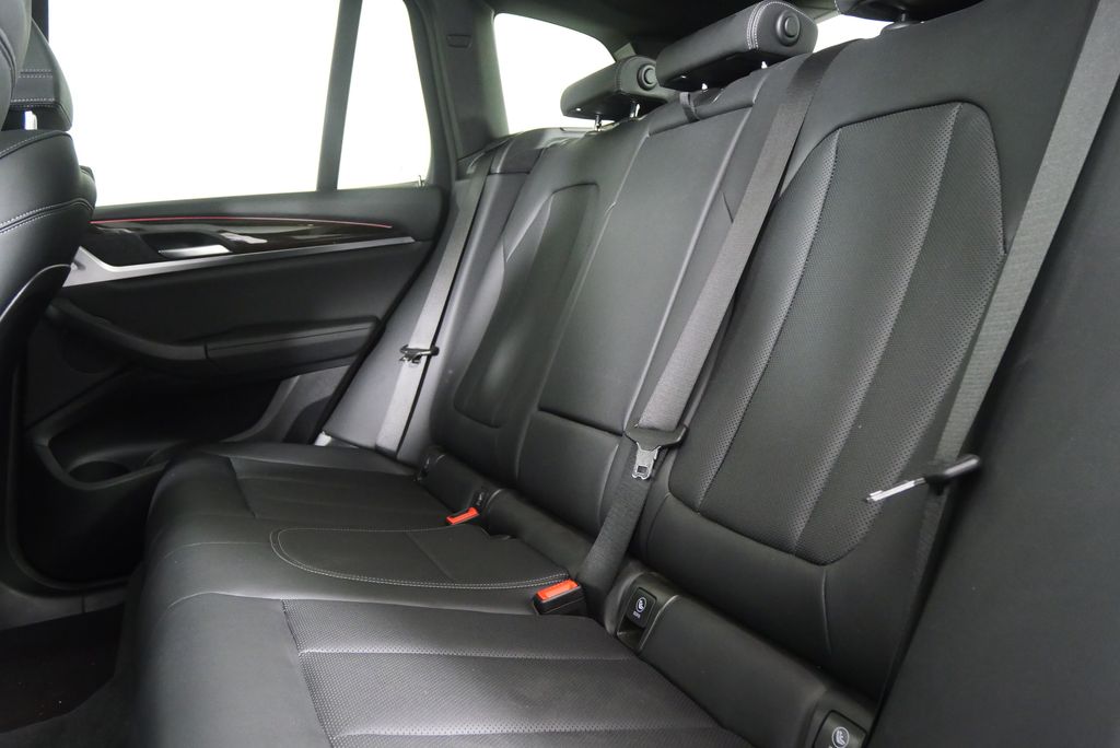 Thumbnail: 2024 BMW X3 - 14