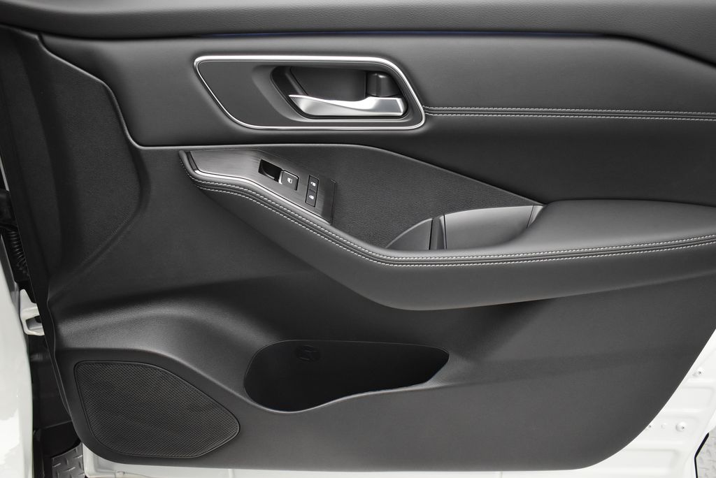 Thumbnail: 2026 Nissan Rogue - 25