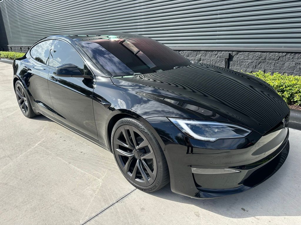 Thumbnail: 2022 Tesla Model S - 11