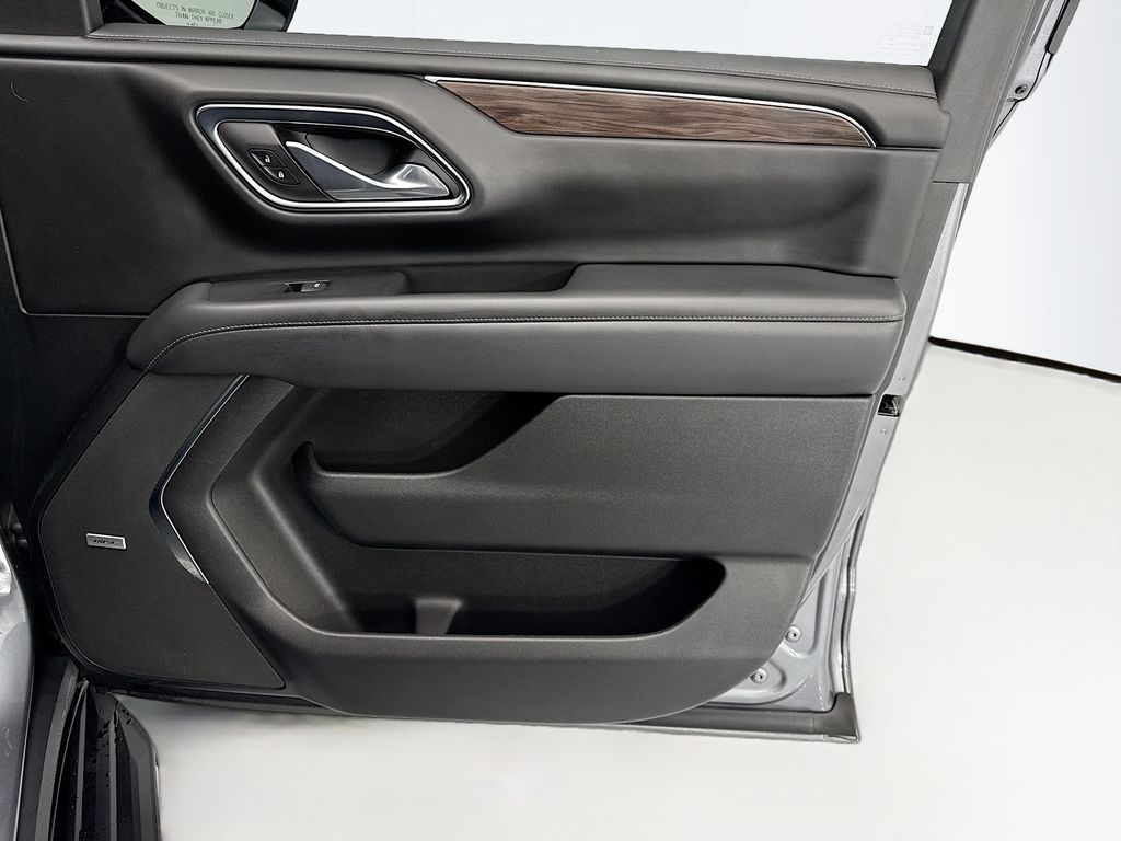 Thumbnail: 2021 Chevrolet Tahoe - 23