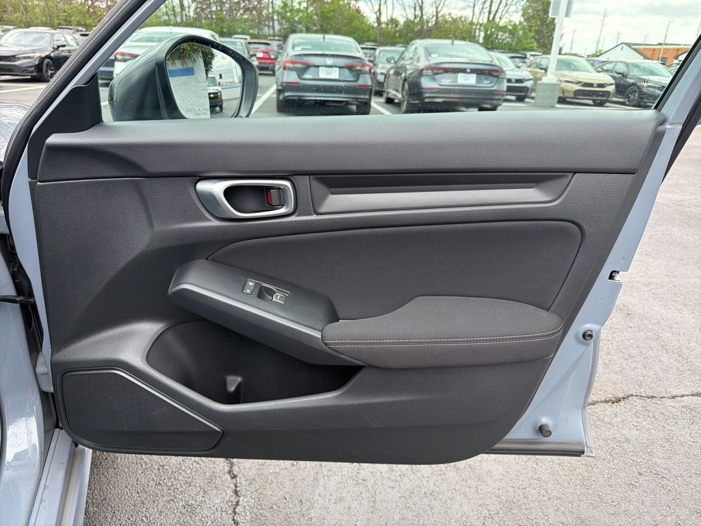 Thumbnail: 2024 Honda Civic - 24