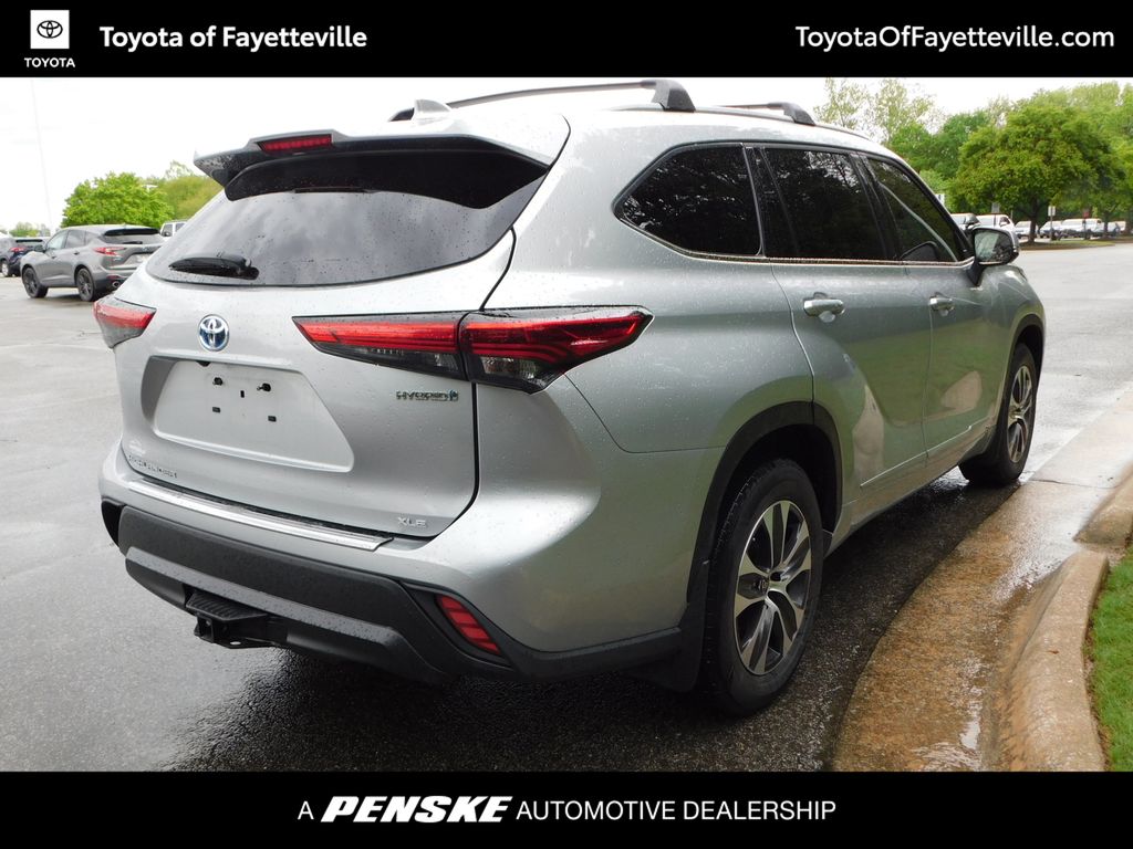 2022 Toyota Highlander XLE 4