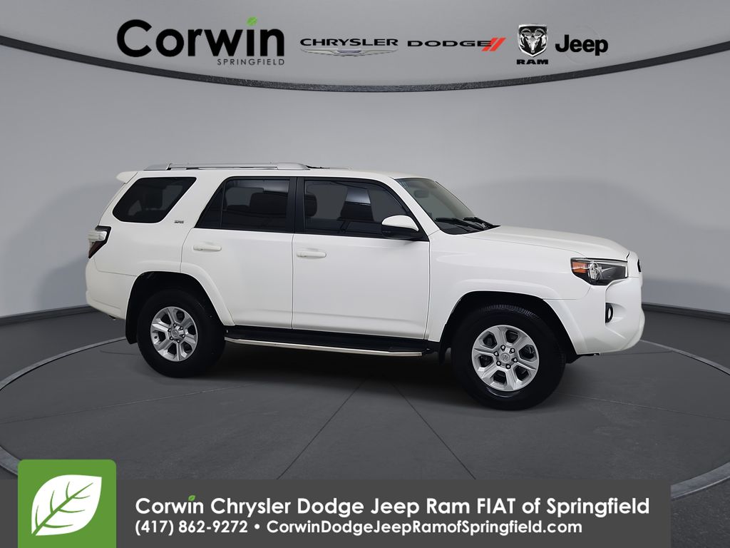 White 2018 Toyota 4Runner SUV / Crossover 4X2 5-Speed Automatic Overdrive