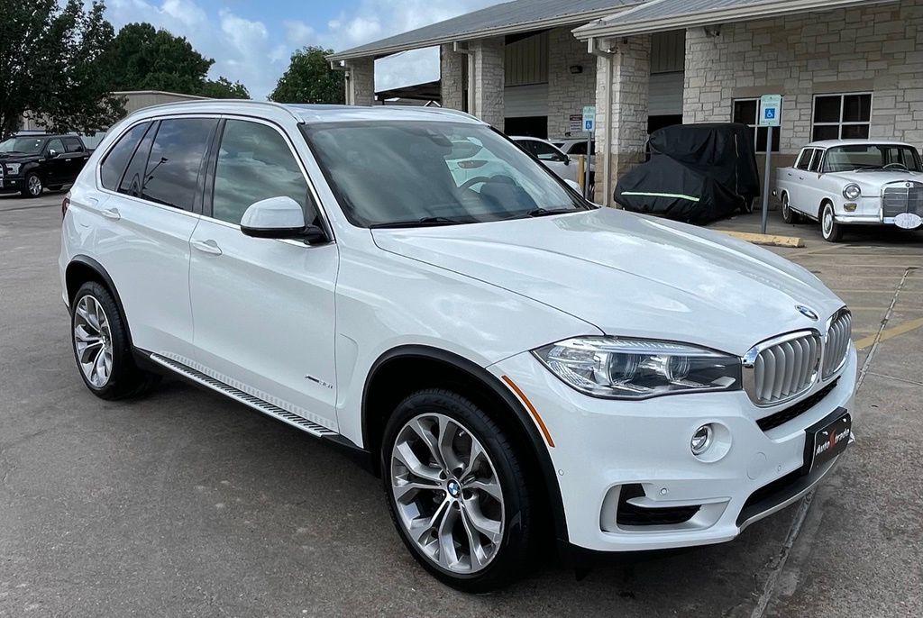 2017 BMW X5 xDrive35i White at Autostrade