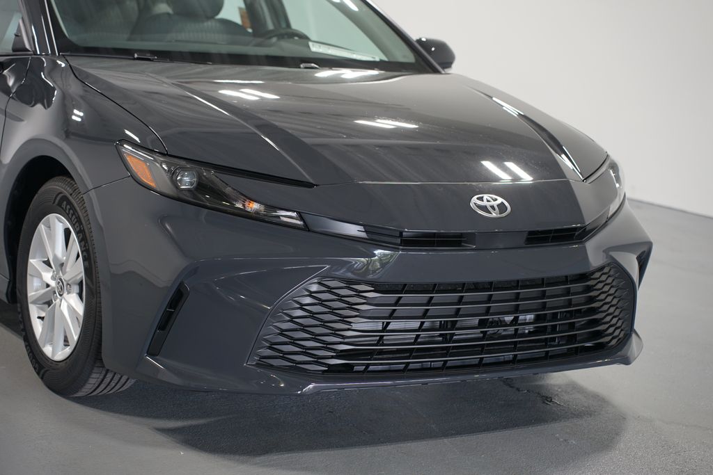Thumbnail: 2025 Toyota Camry - 4