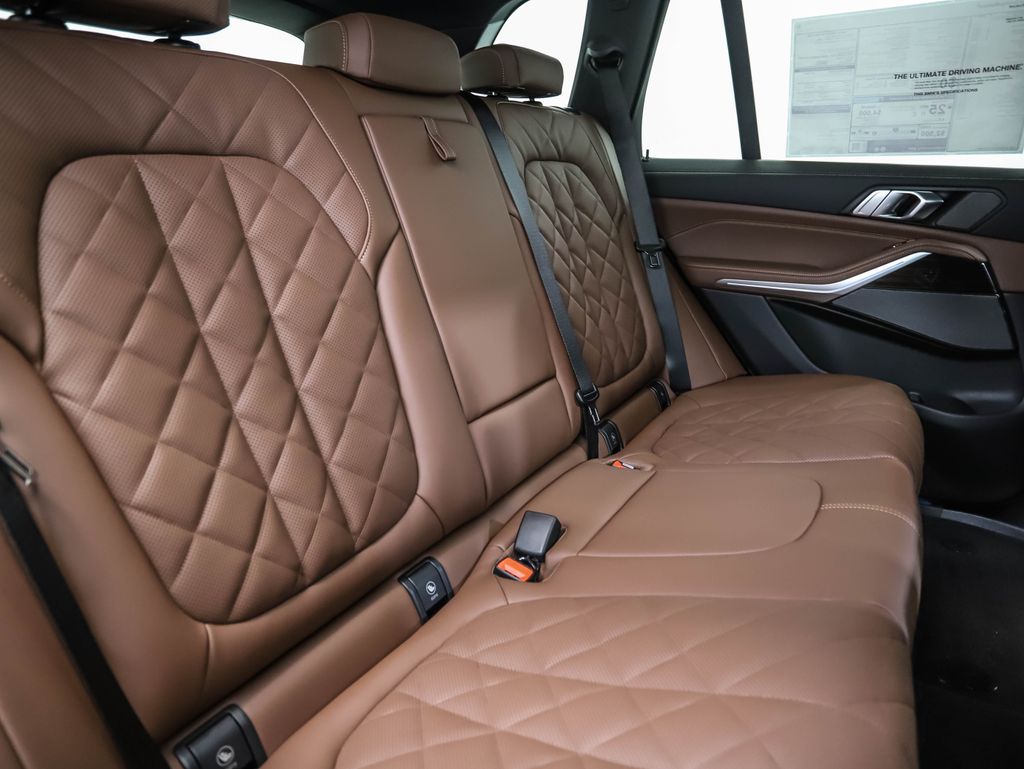 Thumbnail: 2026 BMW X5 - 28
