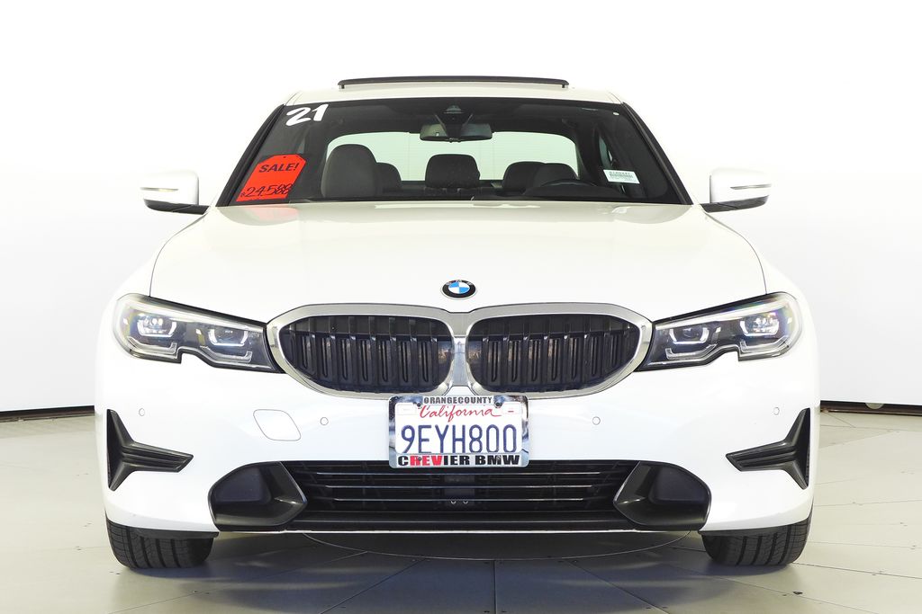 Thumbnail: 2021 BMW 3 Series - 3