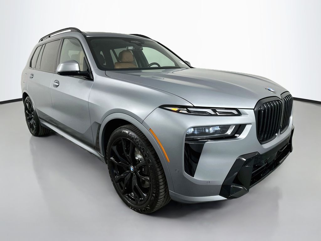 Thumbnail: 2027 BMW X7 - 3