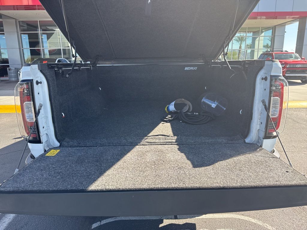 Thumbnail: 2015 GMC Canyon - 13