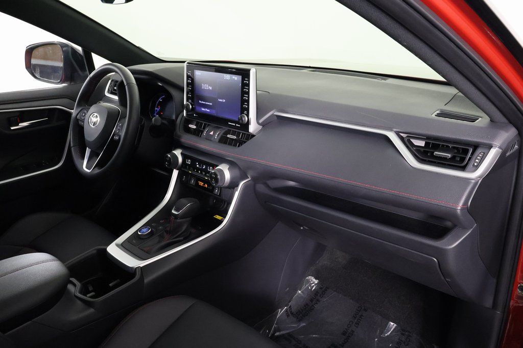 Thumbnail: 2022 Toyota RAV4 - 9