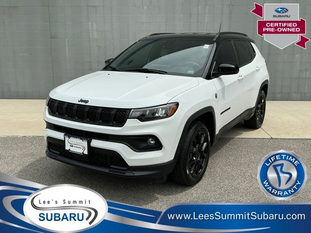 2023 Jeep Compass Blanco (Bright White Clearcoat) SUV/Crossover Todo terreno 8 velocidades Automática
