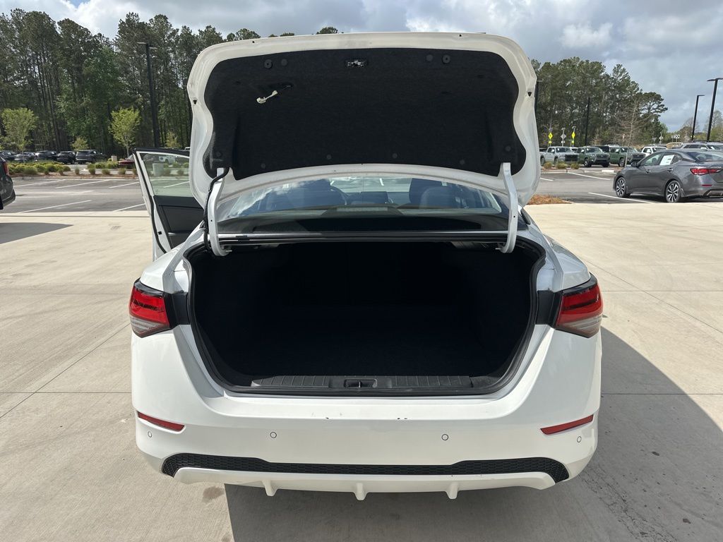 2024 Aspen White Tricoat Nissan Sentra SV FWD Sedan